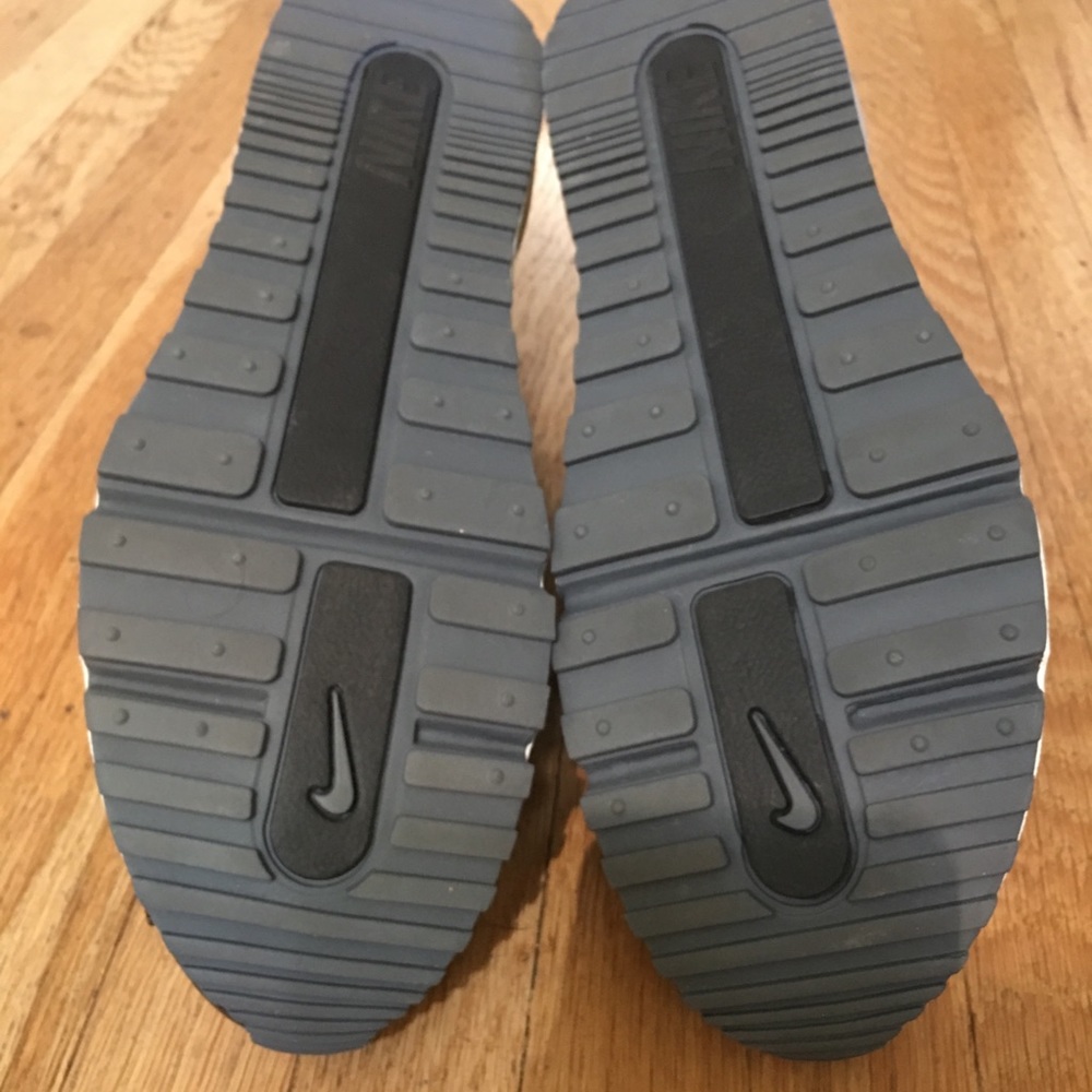 Nike Air Max - Picture 5 of 5